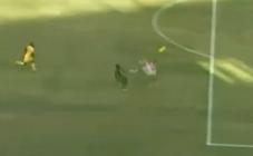 faute - AfricaSoccer.com faute CAN THE ATTACK ON JEMAL TASSEW AS VIOLENT AS SCHUMACHERS AfricaSoccercom