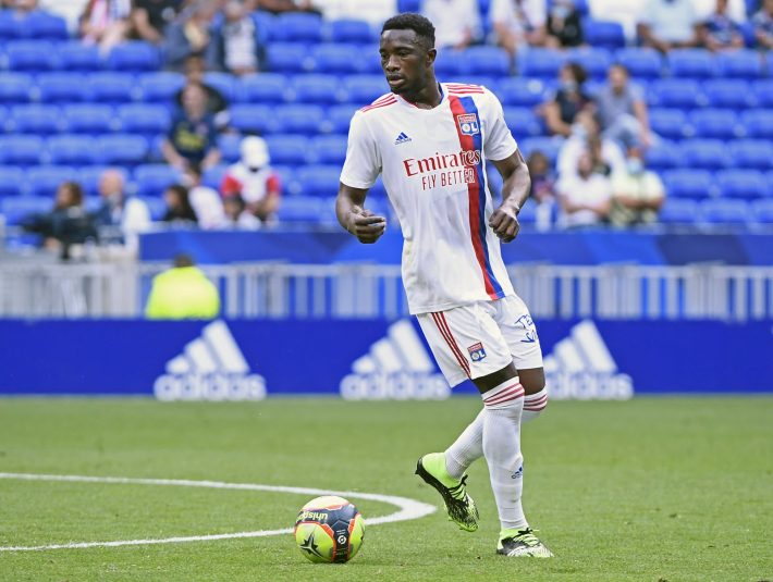 SINALY DIOMANDÉ SIGNALS DEPARTURE FROM OLYMPIQUE LYONNAIS