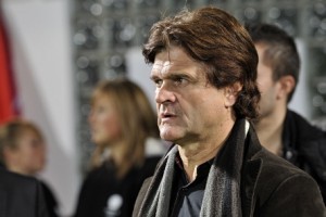 six 300x200 1 - AfricaSoccer.com Six 300x200 1