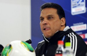 T 73623 O Tecnico Da Equipe Egipcia Hossam El Badry Promete Estudar Bem O Corinthians Ate Quarta 300x193 1