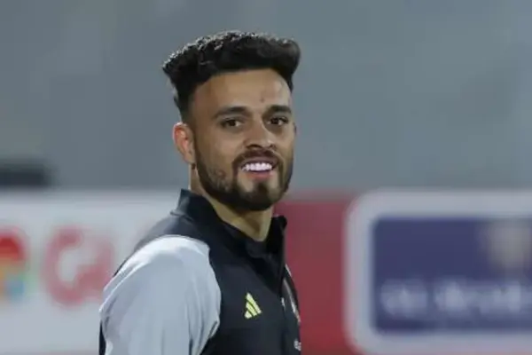 Breaking News: Al-Ahly announces amicable termination of contract with Salah Mohsen in official statement