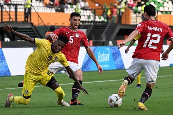 Nasser Abbas to "Al-Masry Al-Youm": VAR saves referee in Egypt-Mozambique match