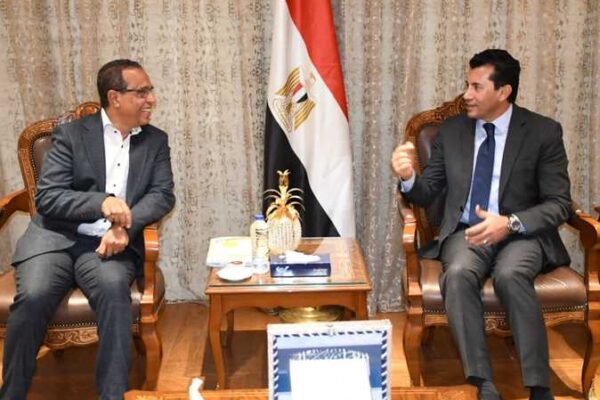 Minister of youth and sports holds crucial meeting with Ismaily SC president