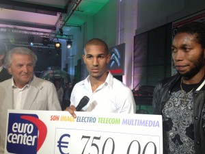 5224f4823570c7737d1a3977-300x225 - AfricaSoccer.com 5224f4823570c7737d1a3977 300x225 BELGIUM THE HAITIAN WILLIAM WINNER AWARDED THE BEST GOAL OF THE 2012 2013 SEASON VIDEO AfricaSoccercom