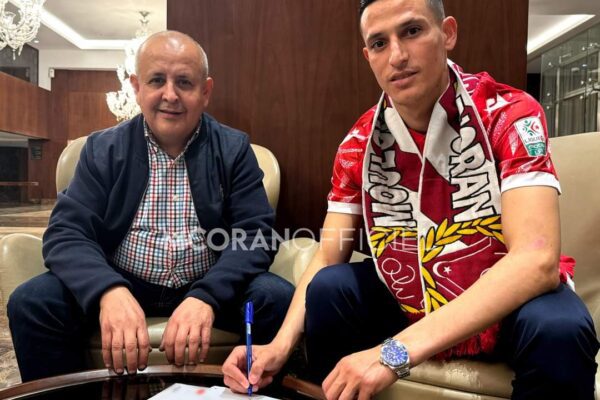 Mouloudia Oran signs Saleh Hamida in Winter transfer window