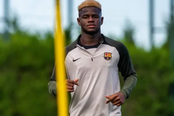 Barcelona firmly rejects RC Lens' loan bid for Mikayil Faye