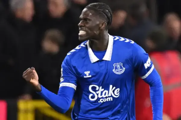 Everton manager Sean Dyche refutes Onana transfer speculation