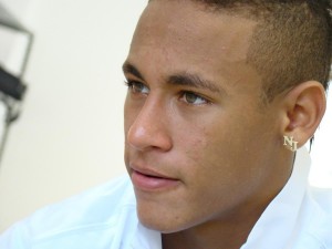 Neymar Wear Unique Earrings Wallpaper 300x225 1