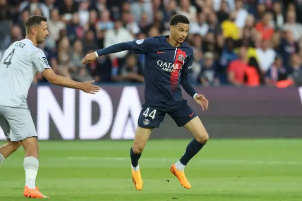 PSG firmly declines Eintracht Frankfurt's bid for striker Hugo Ekitike