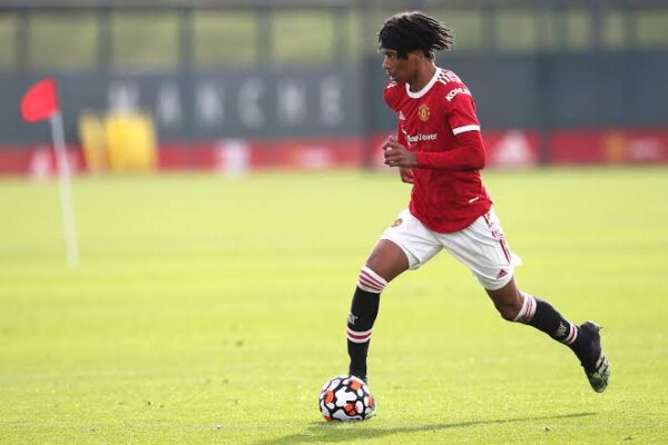 Forest Green secures promising talent Maxi Oyedele from Manchester United