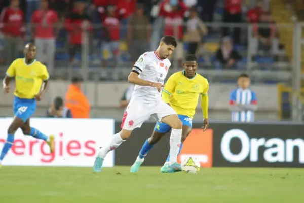 Draw between Wydad and Maghreb Fes in a match overshadowed by Fan's passing