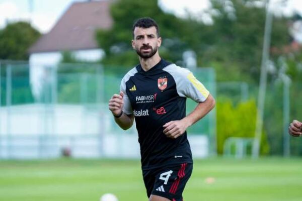 Ahly's coach gives "Misunderstood" player a lifeline due to Zamalek's injury woes