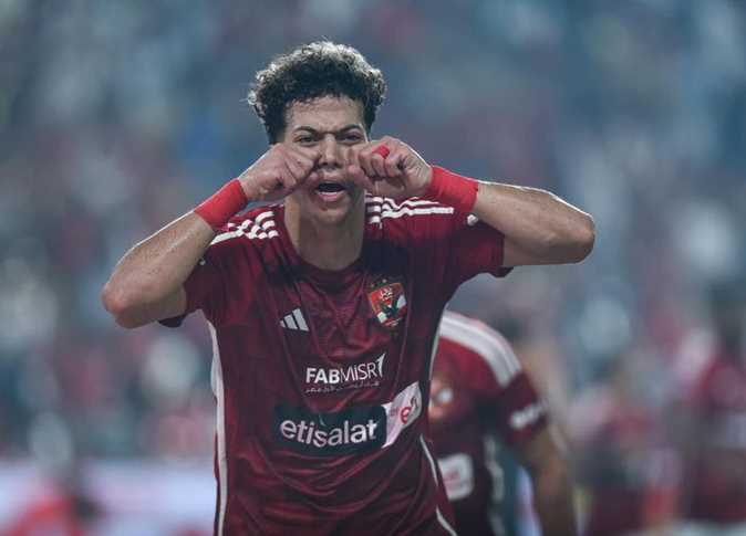 Emam Ashour showcases Ibrahimović and Ronaldo skills ahead of Al Ahly victory