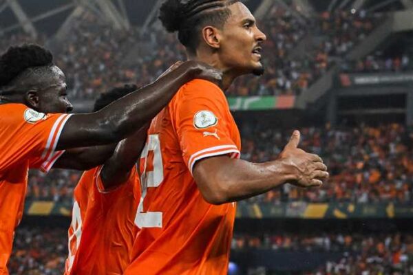 Borussia Dortmund gives warm welcome to Africa Cup of Nations hero Haller