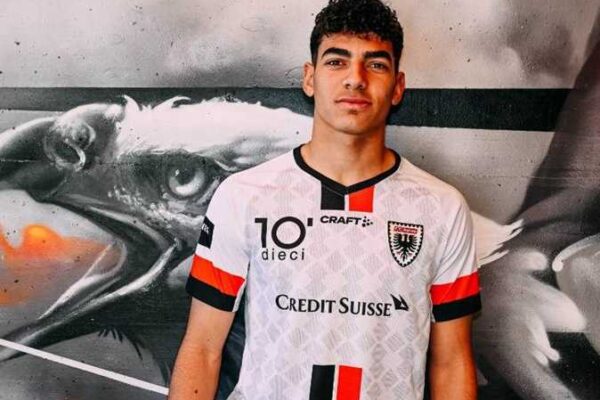 Swiss club Aarau officially announces signing of Al Ahly's young star