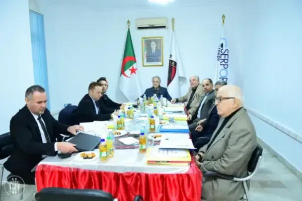 General director of USM Alger resigns amid contract dispute