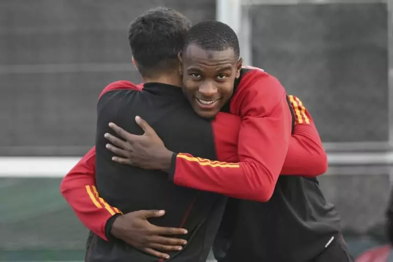 Ivorian sensation Evan Ndicka rejoins AS Roma after glorious AFCON 2023 triumph