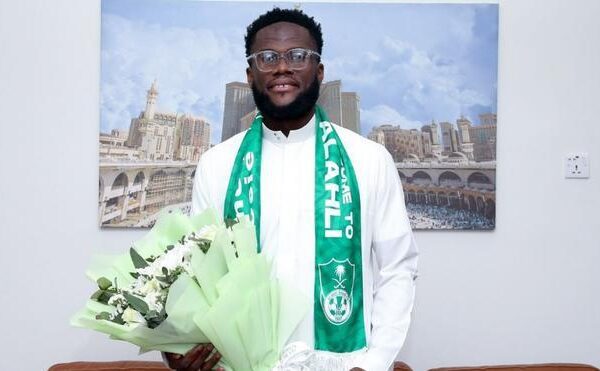 Ahli Jeddah coach contemplates between players to fill Kessie void