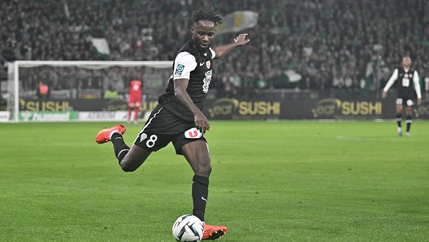 Angers SCO midfielder Joseph Lopy sidelined with sprained ankle following defeat