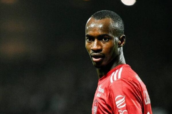 FC Barcelona eyes young sensation Kamory Doumbia for potential midfield reinforcement