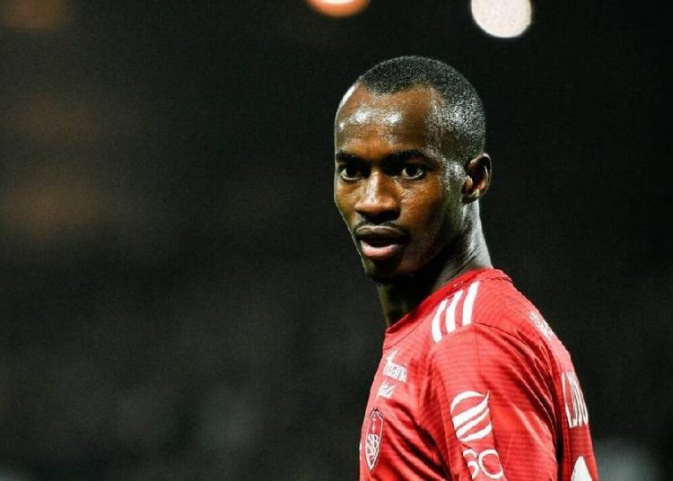 FC Barcelona eyes young sensation Kamory Doumbia for potential midfield reinforcement