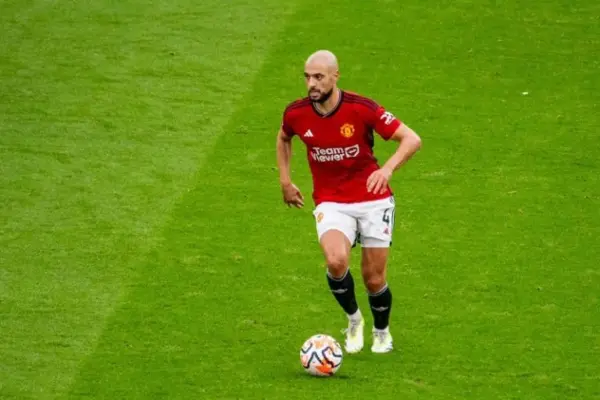 Saudi club makes bid for Moroccan star Sofiane Amrabat