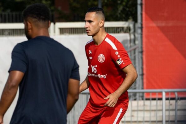 "Anwar El Ghazi": European clubs vie for talented footballer's signature amid contract dispute