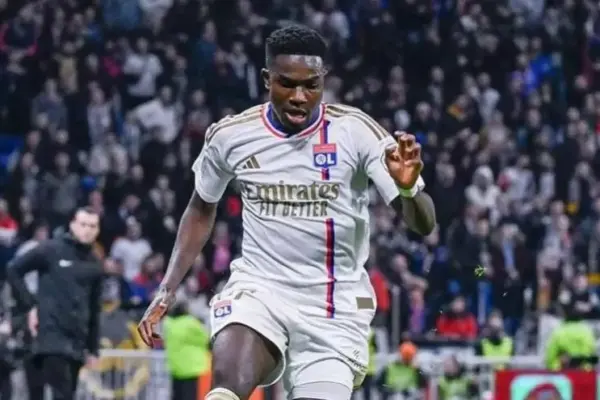 Lyon Triumphs over Nice as Ernest Nuamah proves decisive