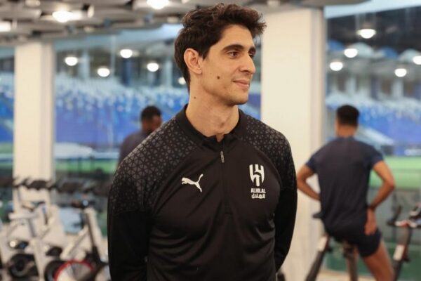 Bono returns to training with Saudi's Al-Hilal