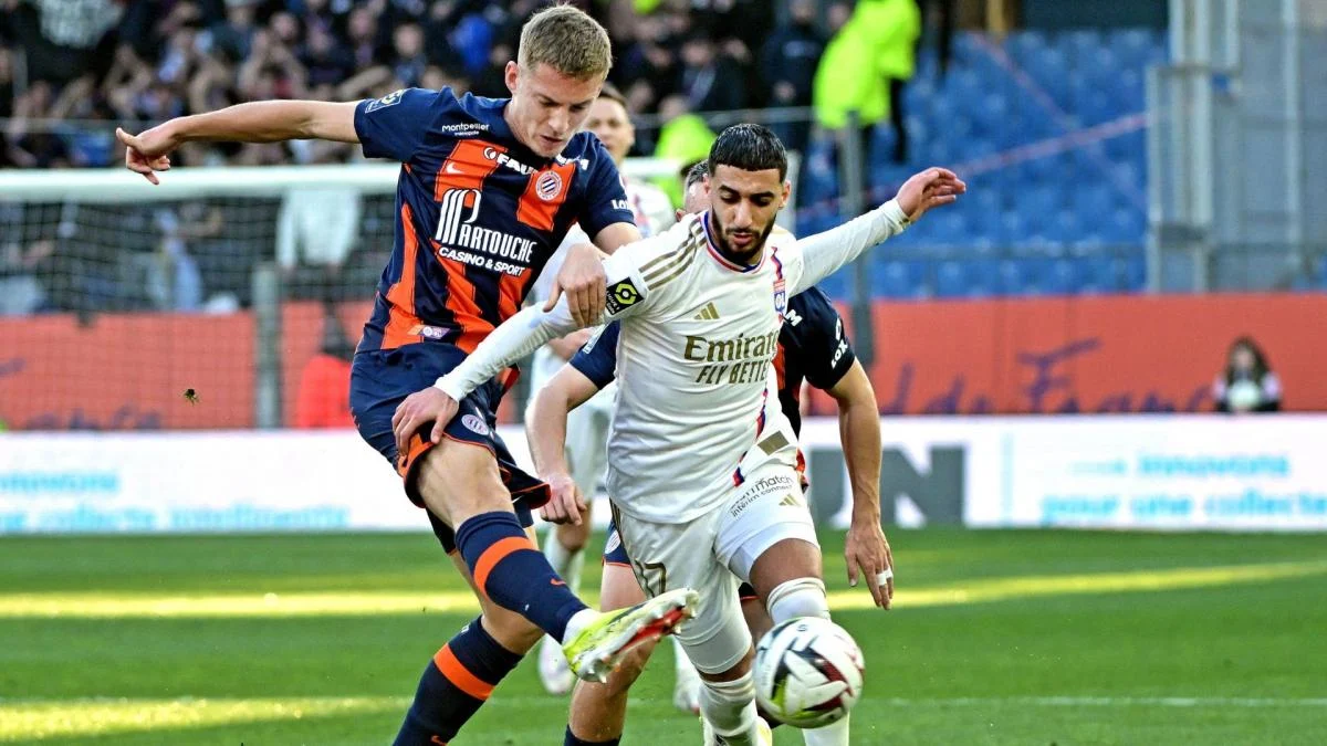 Benrahma Radiant after scoring debut goal for Olympique Lyonnais
