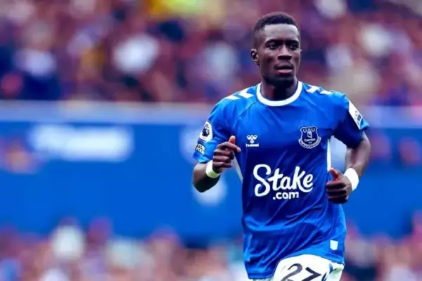 Injury blow for Everton as Idrissa Gueye forced to exit clash against Brighton