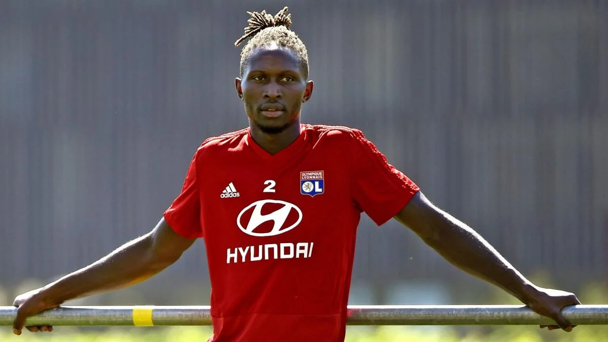 Mapou Yanga-Mbiwa opens up about challenging stint at Olympique Lyonnais