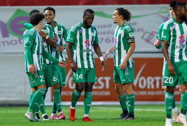 Aris Limassol's Senegalese duo shines in commanding 3-0 victory over Nea Salamina Famagusta