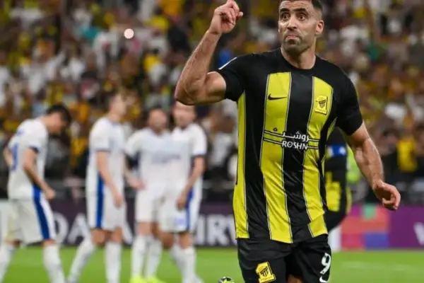 Abderrazak Hamdallah puzzles Moroccan fans with stellar performance