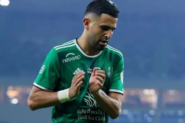 Riyad Mahrez scores and contributes to Al-Ahli's victory against Al-Tai FC