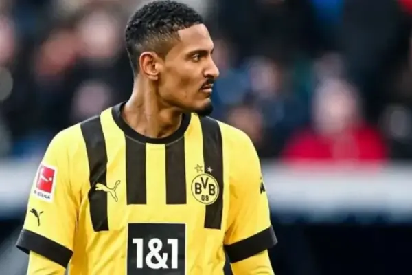 Borussia Dortmund clinches victory in thrilling encounter against Bayern Munich