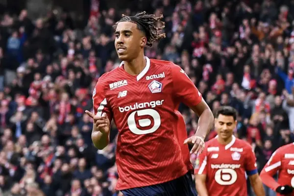 Lille's rising Star Leny Yoro: A defensive maestro drawing European giants' gaze