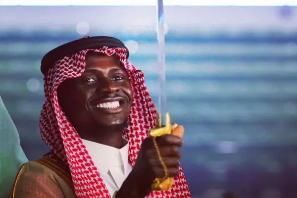 Sadio Mané set to make debut appearance for Bourges Foot 18