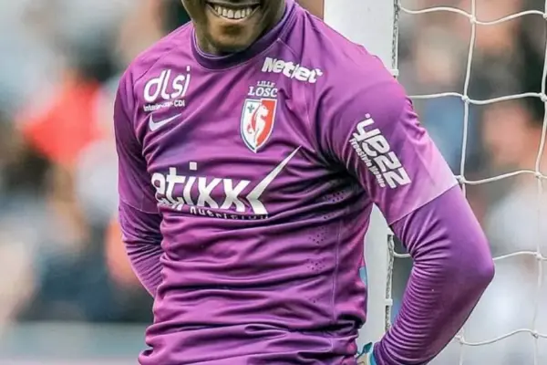 Vincent Enyeama expresses willingness to coach Super Eagles, draws parallel with Zidane