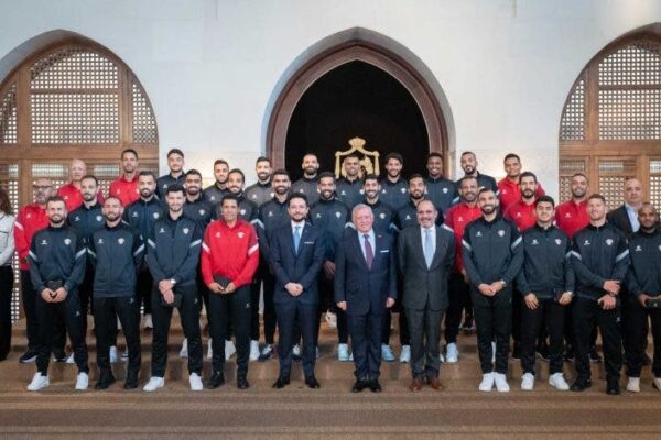 Jordanian monarch honors national team "Al-Nashama" under the leadership of Moroccan Hussein Amotta