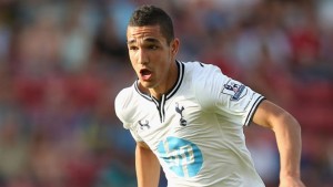 173449854MT00025_Swindon_To - AfricaSoccer.com TOTTENHAM BENTALEB 110114 300x169 2
