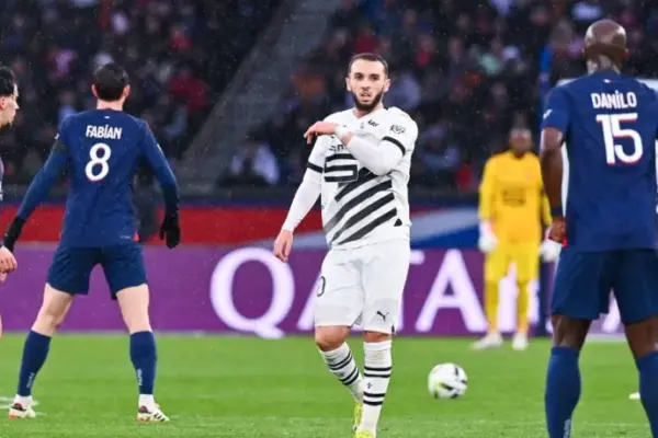 Ligue 1 utilizes memes to promote Amine Gouiri's goal against Paris Saint-Germain