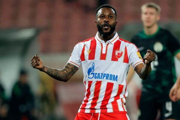 Guélor Kanga prepares for move to Asia