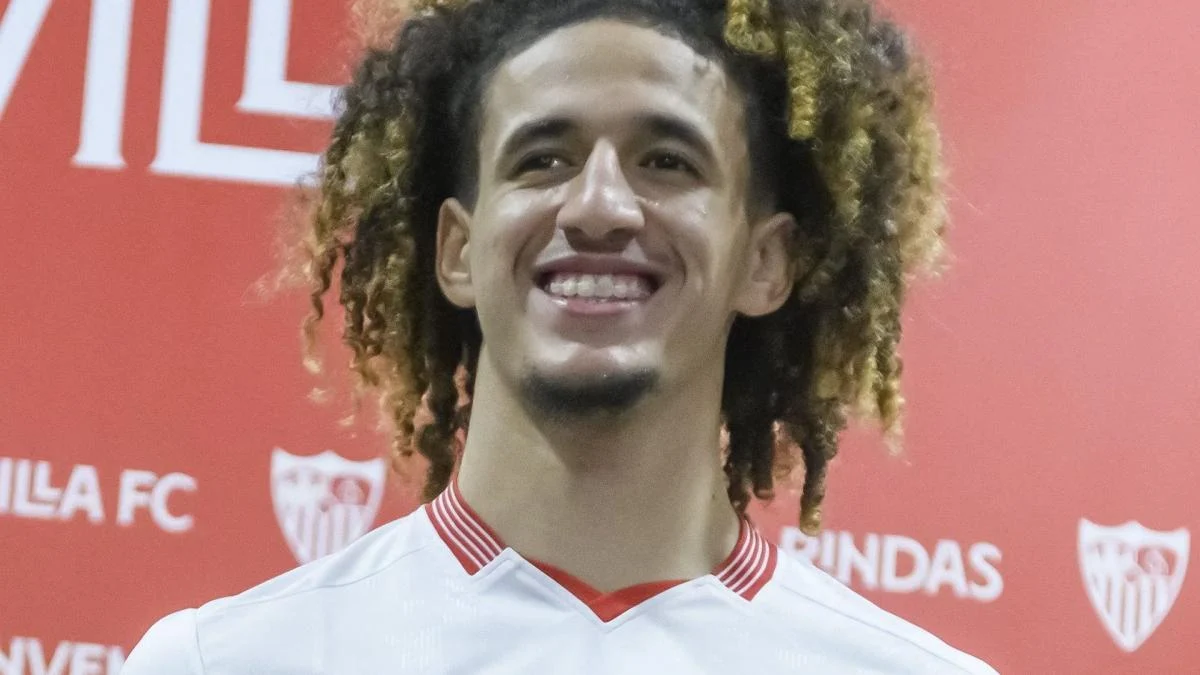 Manchester United's Hannibal Mejbri faces frustrating stint at Sevilla FC
