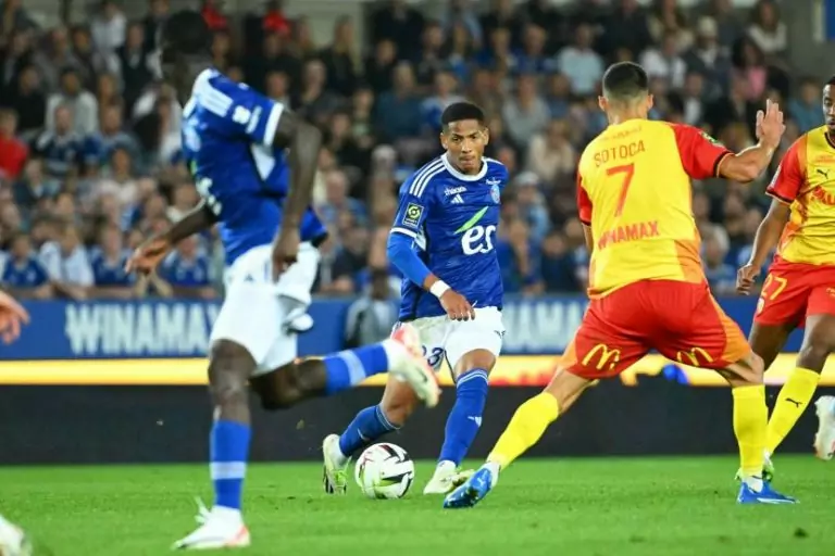 Ligue 1 showdown: Habib Diarra clinches lead for Strasbourg against Montpellier