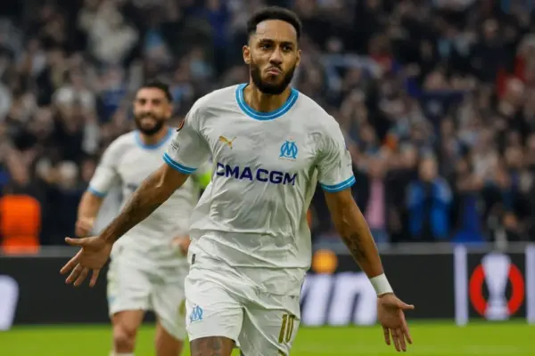 Pierre-Emerick Aubameyang's spectacular brace propels Marseille to victory over Villarreal