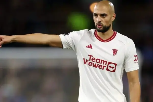 Manchester United blocks Amrabat's move to Barcelona and Juventus