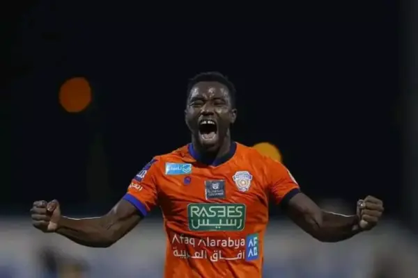 Fashion Sakala's goal and Abdelhamid Sabiri's assist rescue Al-Fayha against Al-Wehda