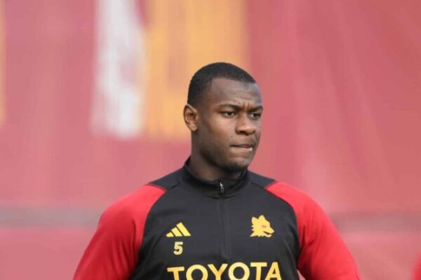 Evan Ndicka returns to Olimpico field, sparking joy at Roma