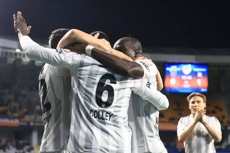 Besiktas' Vincent Aboubakar returns with a steady performance against Istanbul Başakşehir